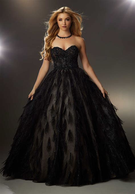 elegant evening gowns designer.